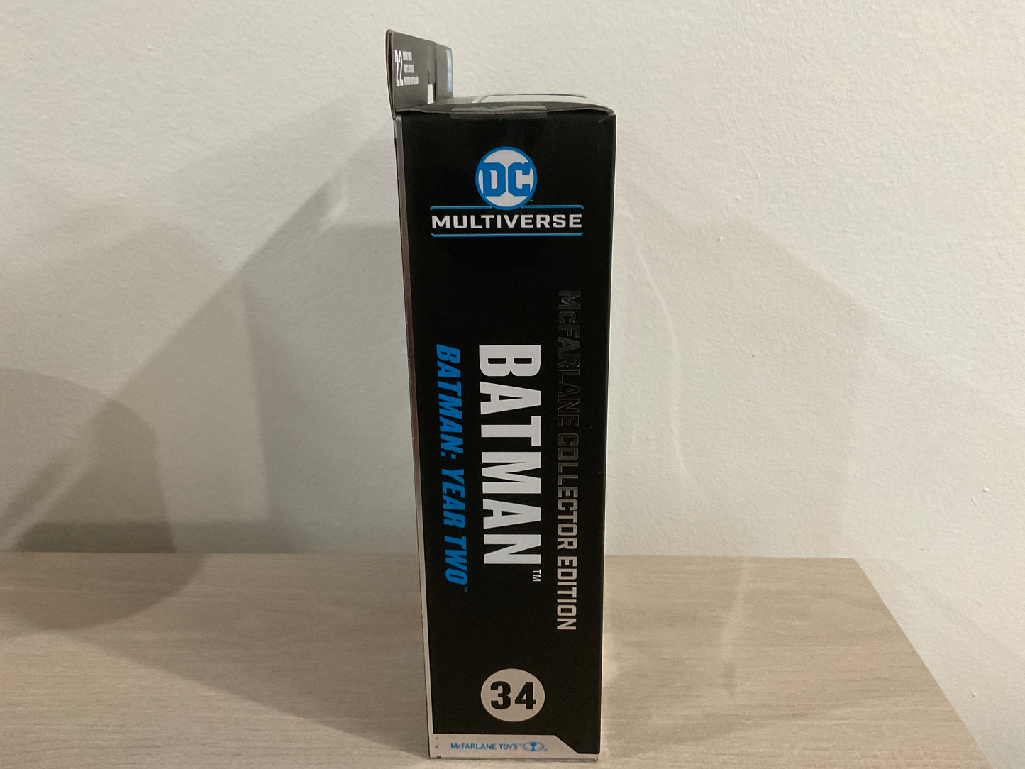 DC Multiverse Batman Year Two – Collector Edition #34 – 7-Inch Action Figure