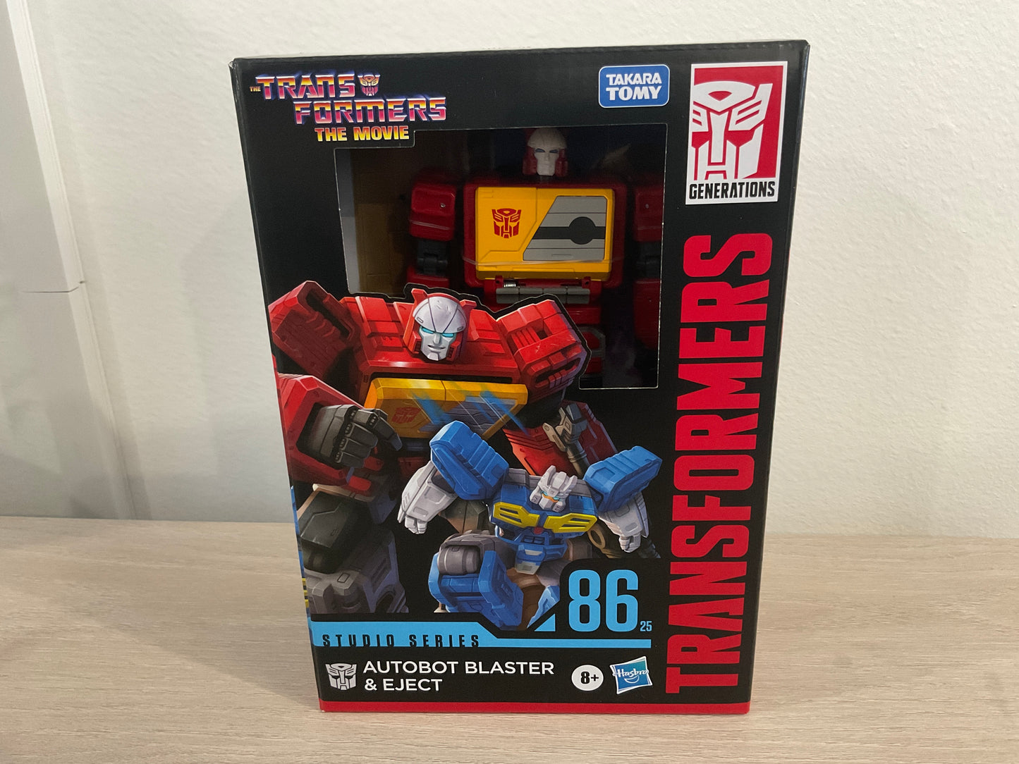 Transformers Studio Series 86 Voyager Autobot Blaster & Eject Action Figure