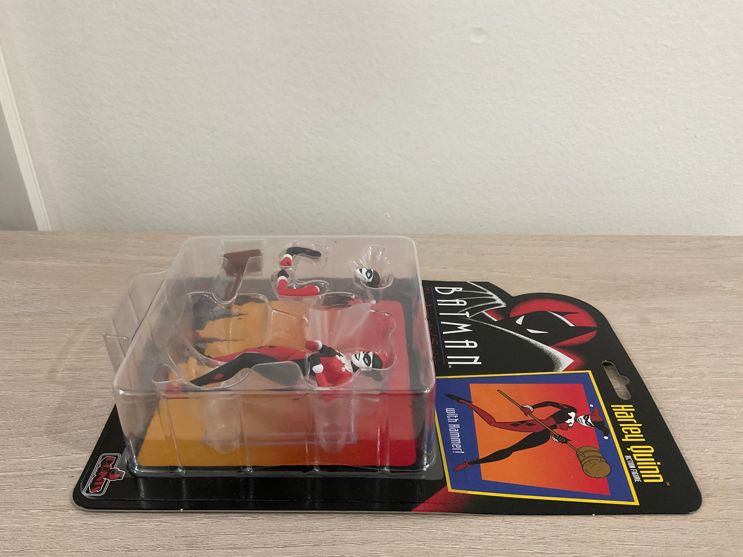 Mezco 5 Points Harley Quinn Batman: The Animated Series 3.75-Inch Action Figure