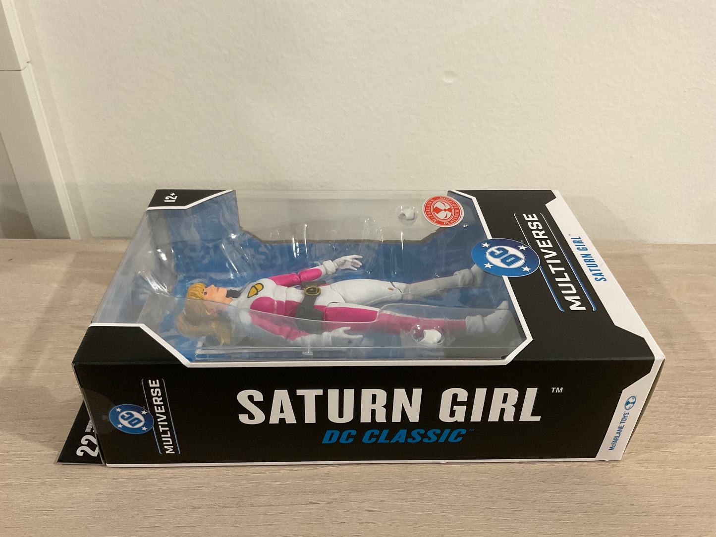 McFarlane DC Multiverse Saturn Girl (DC Classic) Red Platinum Edition 7-Inch Action Figure