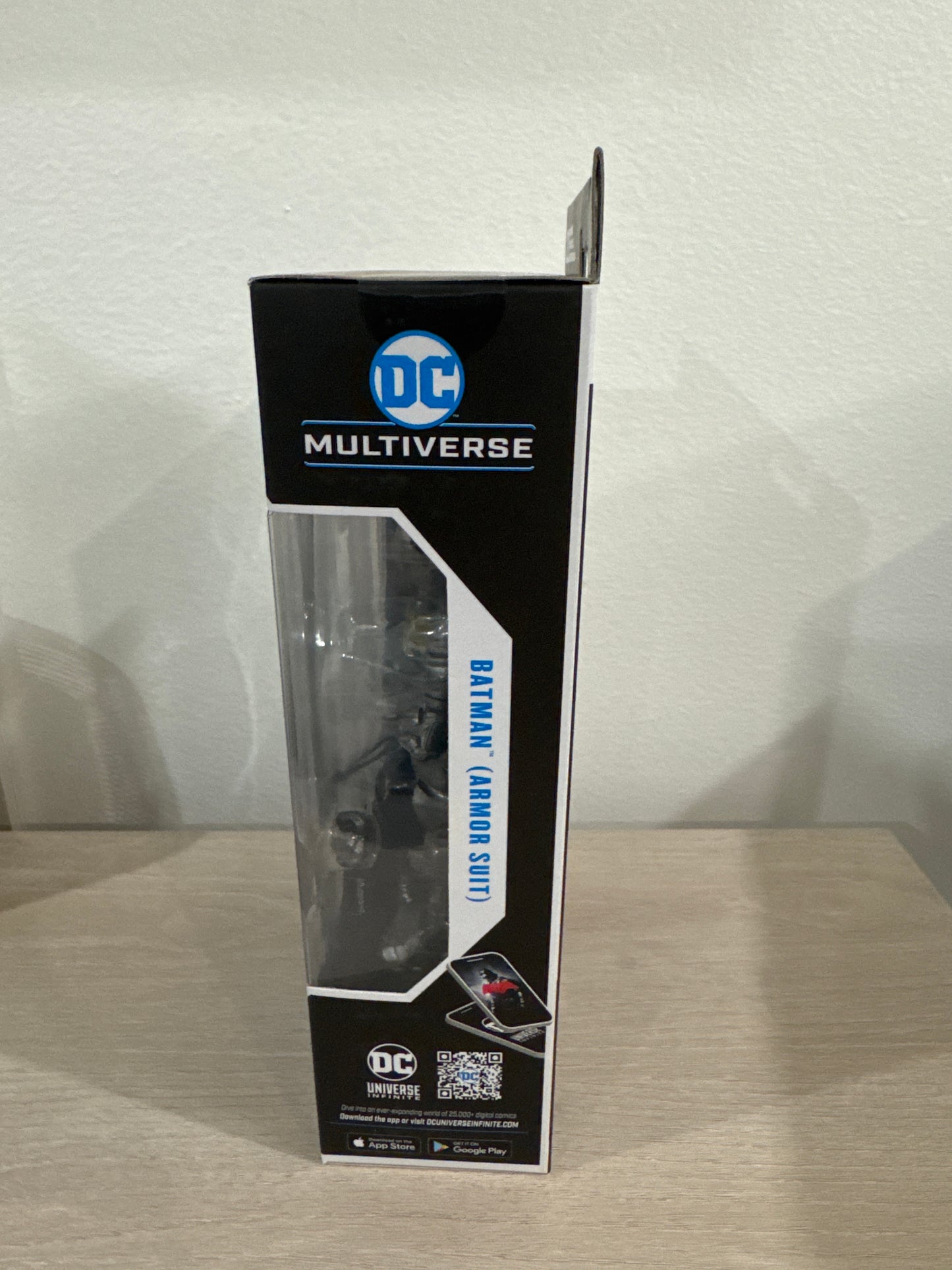 DC Multiverse Wave 20 Batman Armored Suit Batman v Superman: Dawn of Justice 7-Inch Scale Action Figure