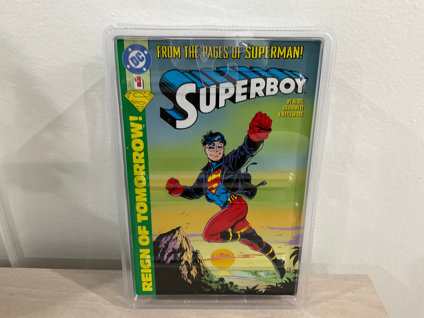 Superman - Superboy (Return of Superman) Page Punchers Platinum Edition 7" Scale Action Figure (Substandard)