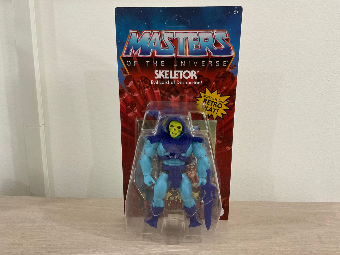 Masters of the Universe Origins Skeletor (Reissue) 5.5-Inch Action Figure