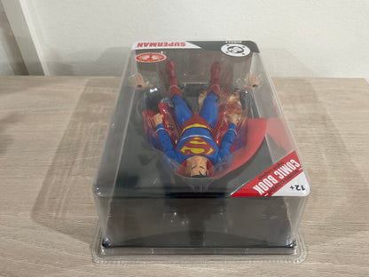 Justice League Superman (Justice #1) Page Punchers Red Platinum Edition 7-Inch Scale Action Figure with Comic Book