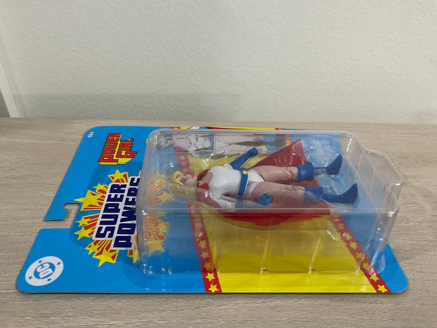 DC Super Powers Power Girl 4 1/2-Inch Scale Action Figure