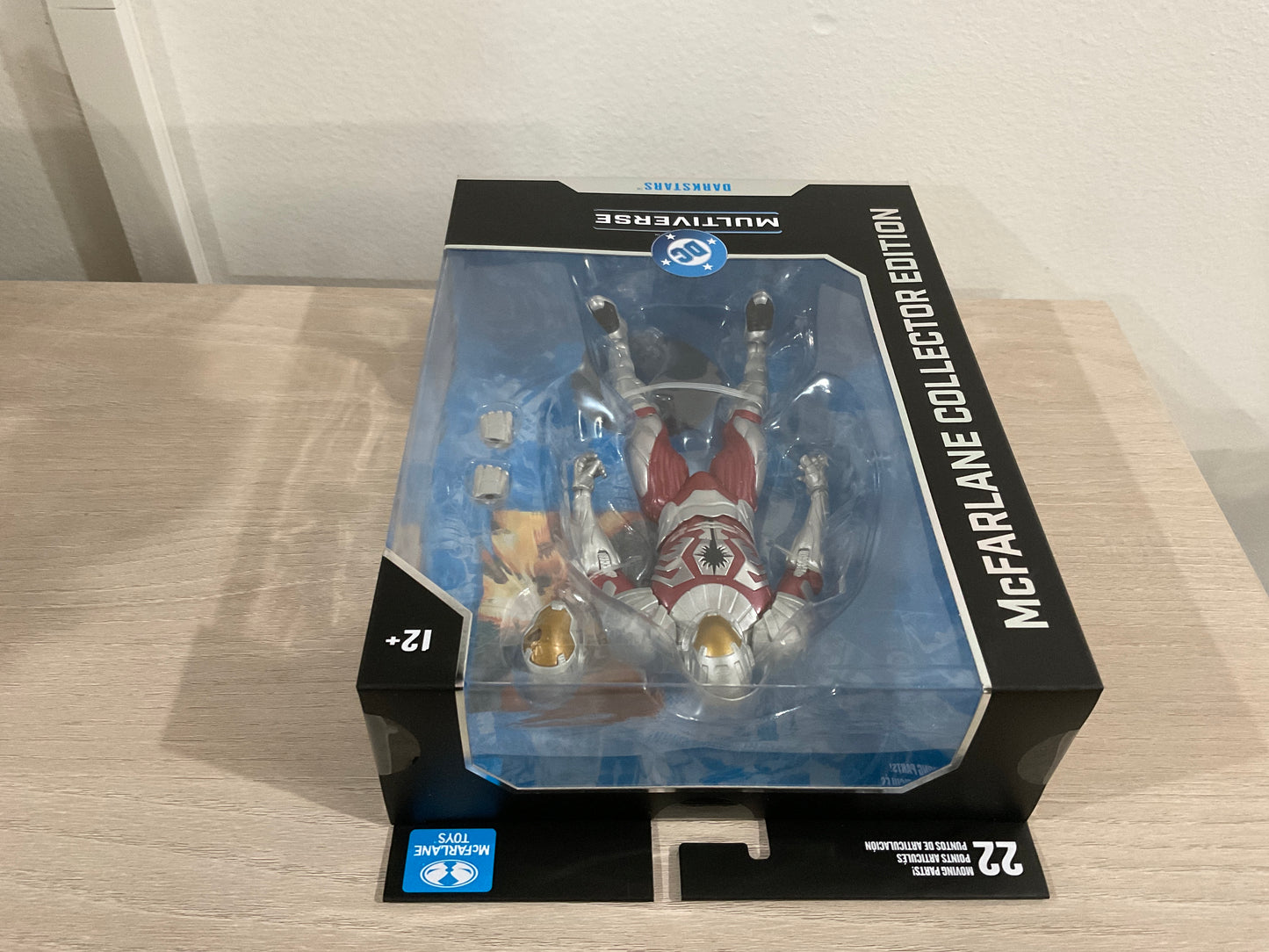 Darkstars (Darkstars Rising) 7″ Figure – McFarlane DC Multiverse Collector Edition #41
